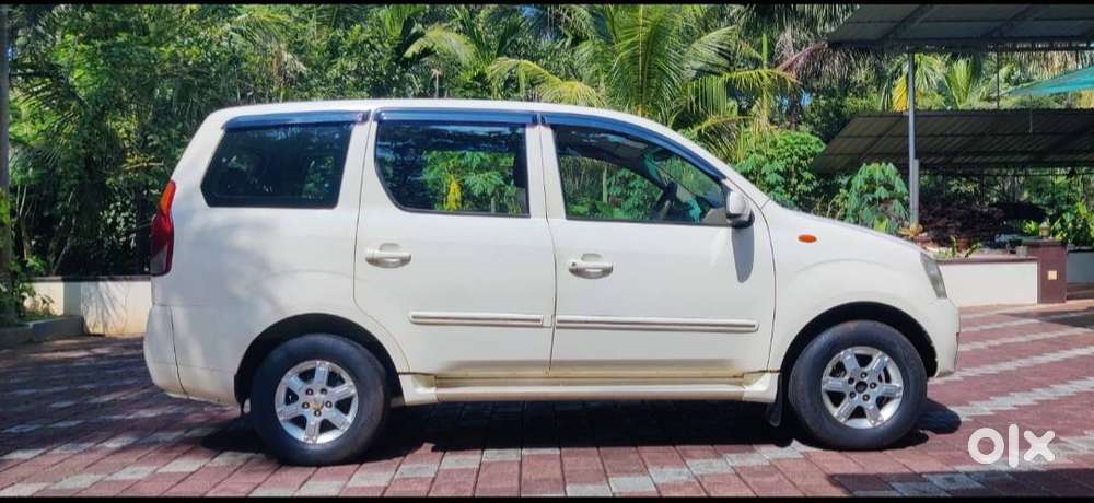 Hindra Xylo E8 Diesel 2011  Second Owner  Excellent Condition