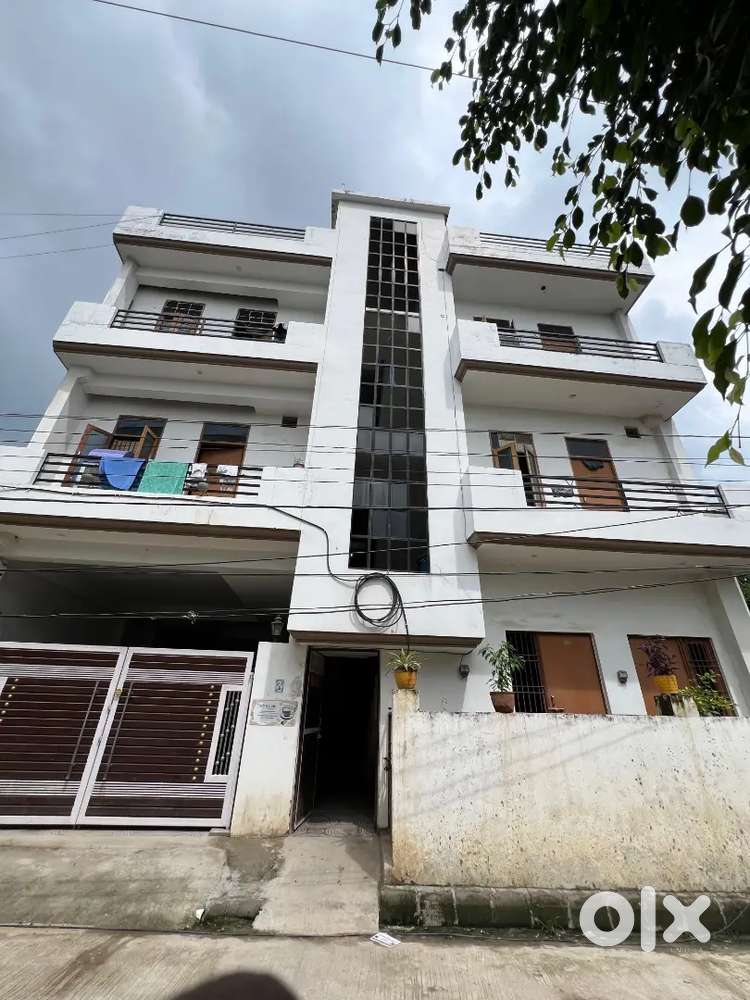 Independent rooms with attached washroom at hyderabad gate