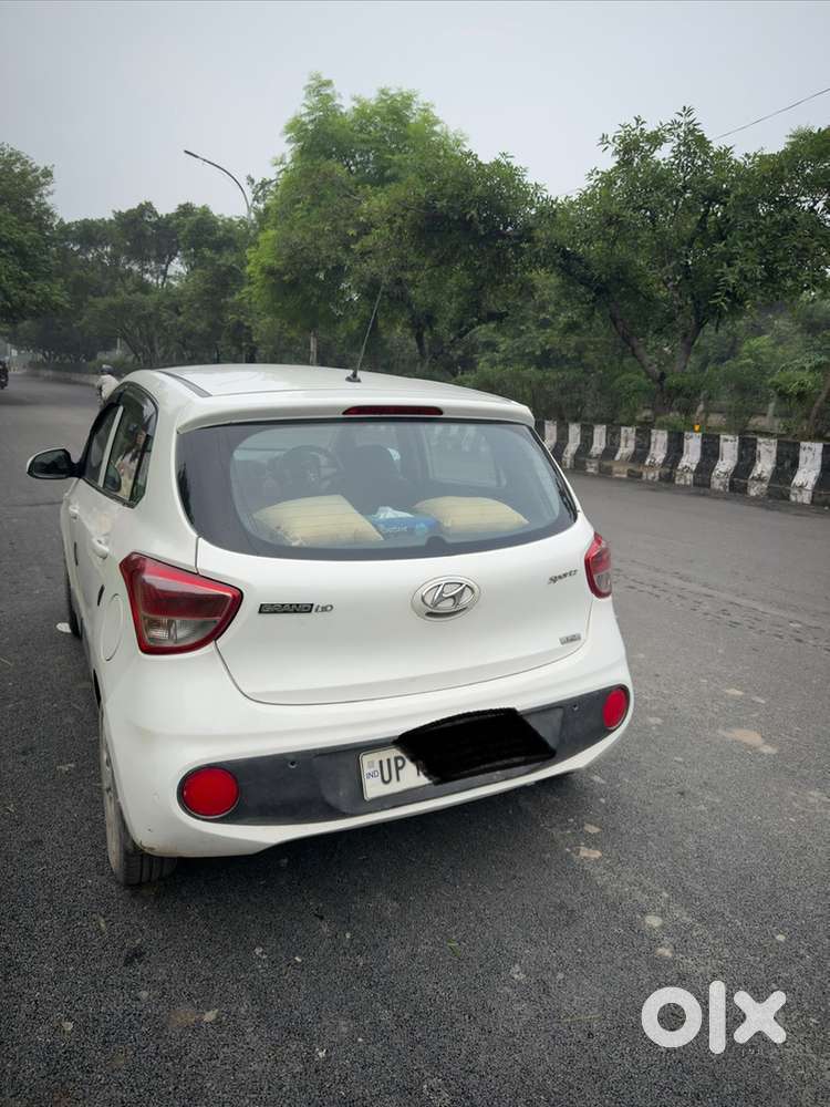 Hyundai Grand I10 2018 Cng Well Maintained
