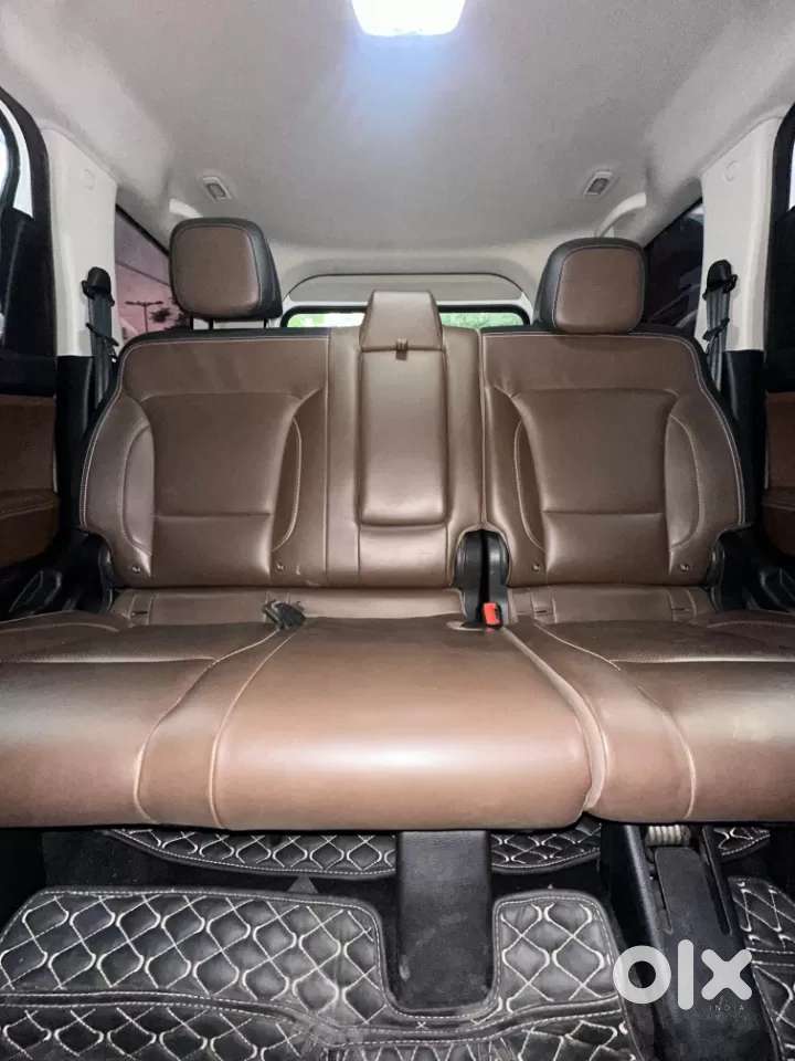 Mahindra Scorpio-n 2.0 Z8 L Petrol At 7 Str, 2023, Petrol