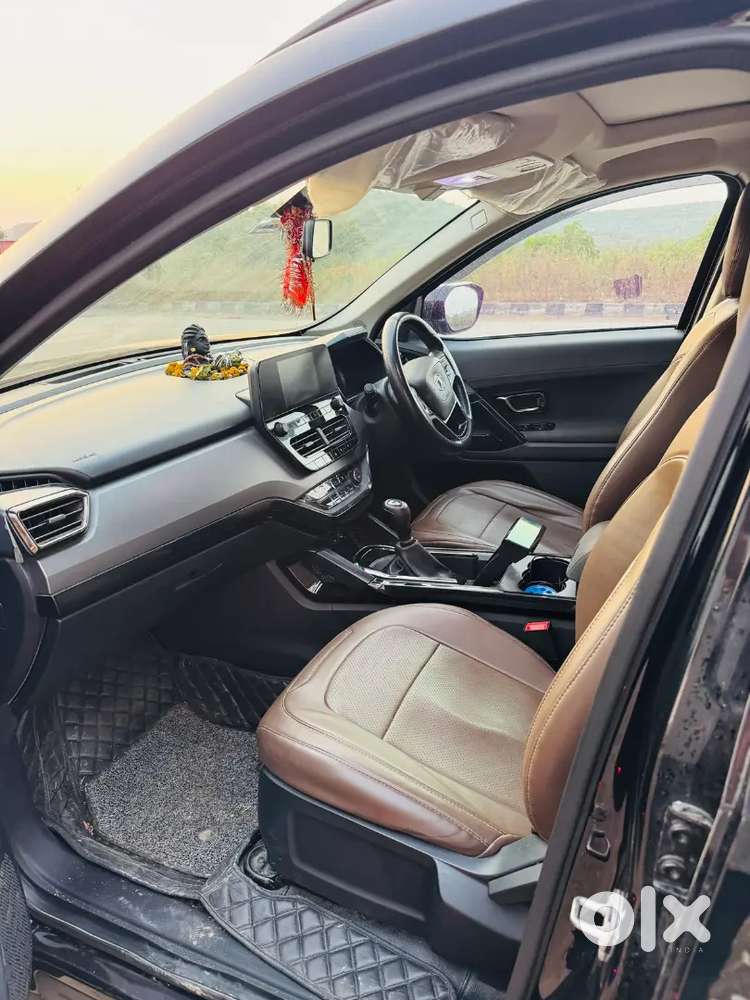Tata Harrier Xt Plus 2023 Edition Dark
