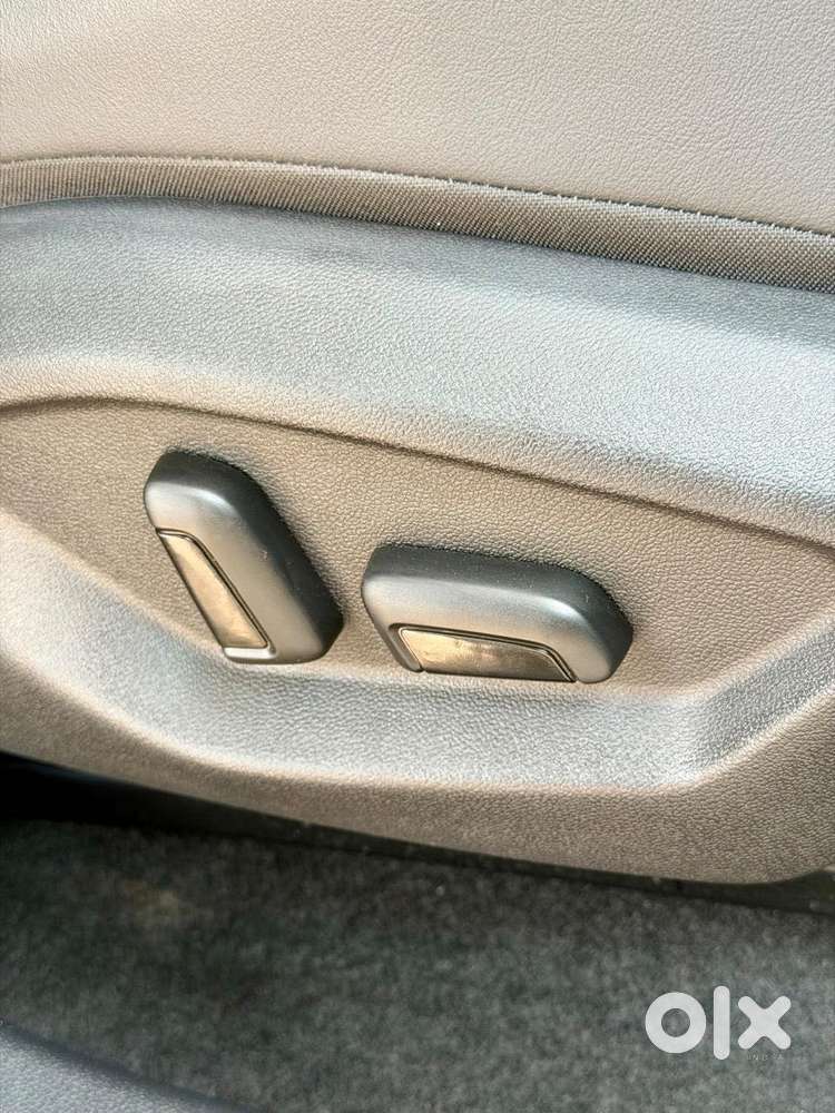 Volkswagen Taigun, 2025, Petrol
