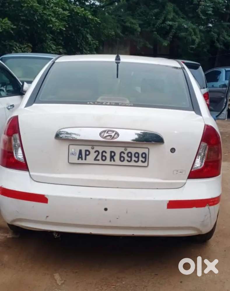 Hyundai Verna 2010
