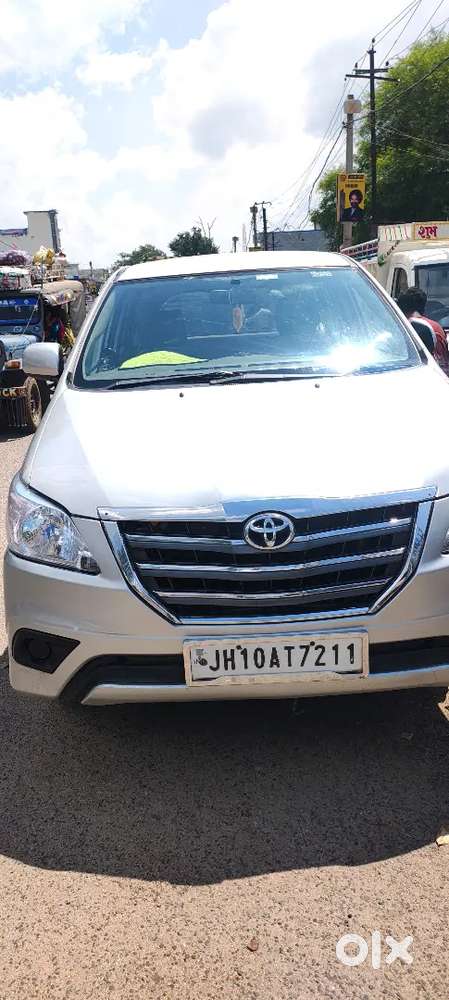 Toyota Innova 2015 Diesel 170000 Km Driven