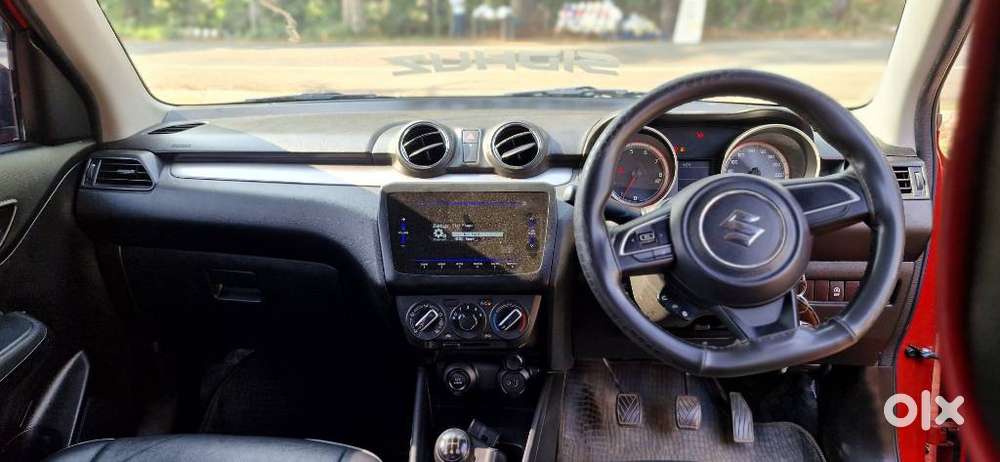 Maruti Suzuki Swift Vxi + Manual, 2022, Petrol