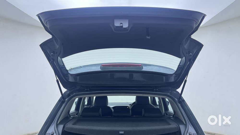 Volkswagen Taigun Topline 1.0 Tsi At (electric Seats), 2023, Petrol