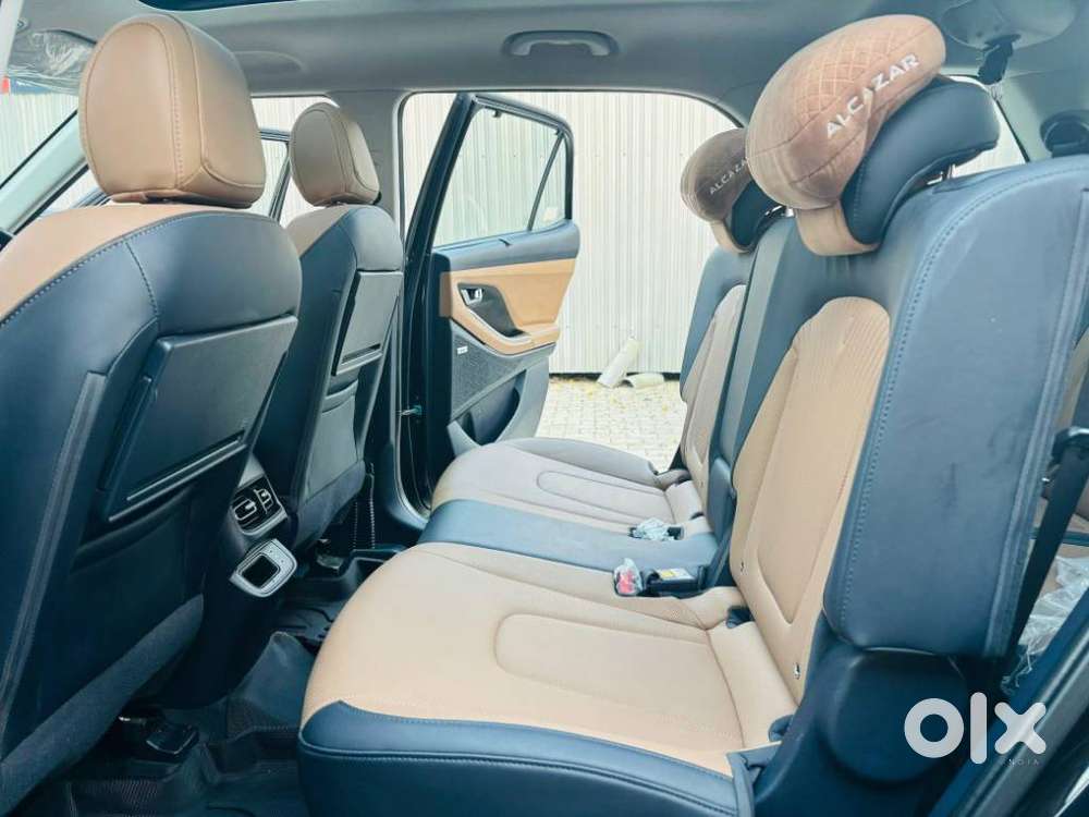 Hyundai Alcazar Signature 1.5 Petrol Dct 7str, 2024, Petrol