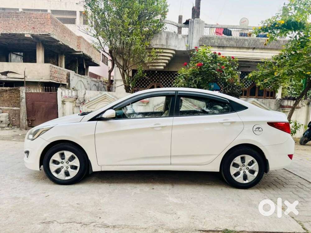 Hyundai Verna Crdi 1.4 Ex, 2015, Petrol