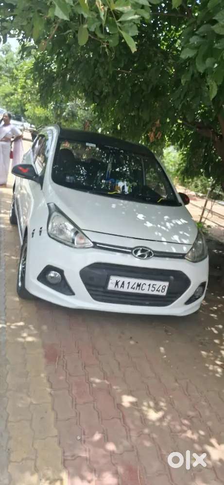 Hyundai Grand I10 Sportz 2015