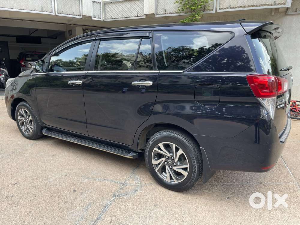 Toyota Innova Crysta [2020-ongoing] 2.4 Gx At 8 Str, 2022, Diesel