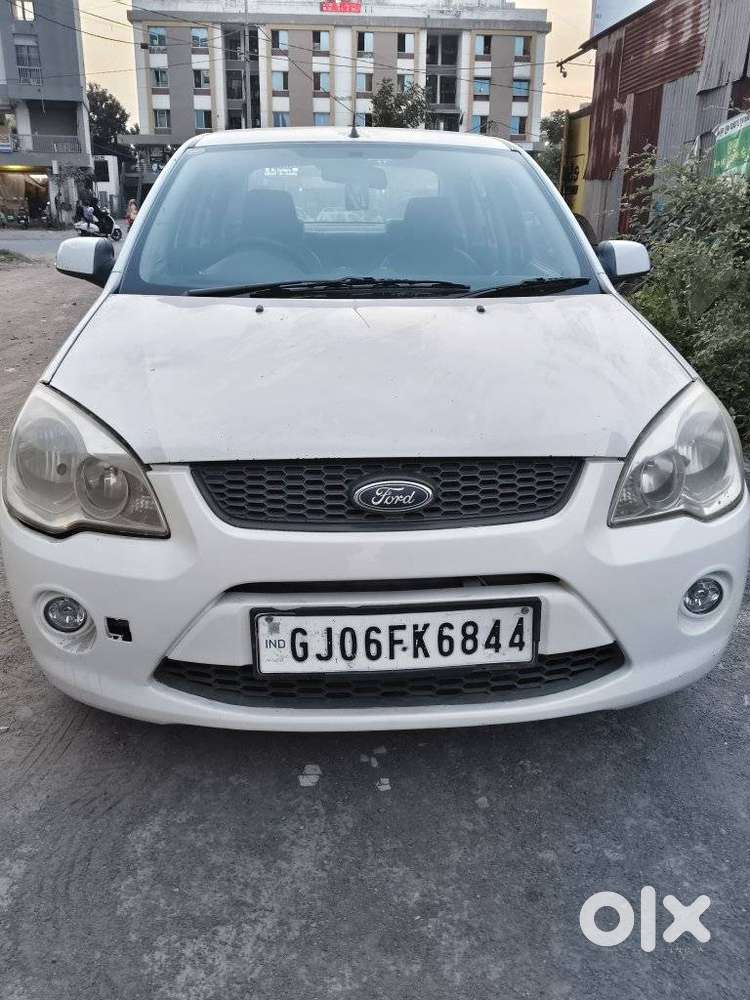 Ford Fiesta Petrol Titanium, 2012, Petrol