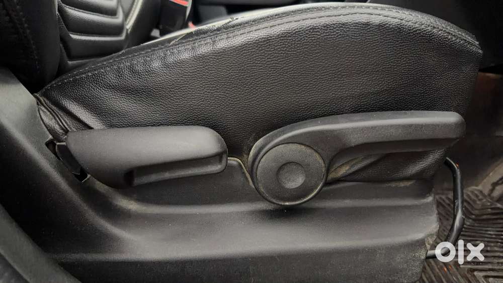 Maruti Suzuki Vitara Brezza 1.5 Zxi Plus Dual Tone, 2020, Petrol