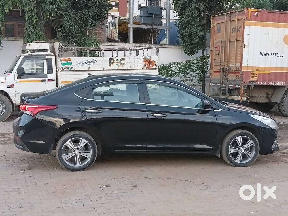 Hyundai Verna 1.6 Crdi At Sx, 2017, Diesel