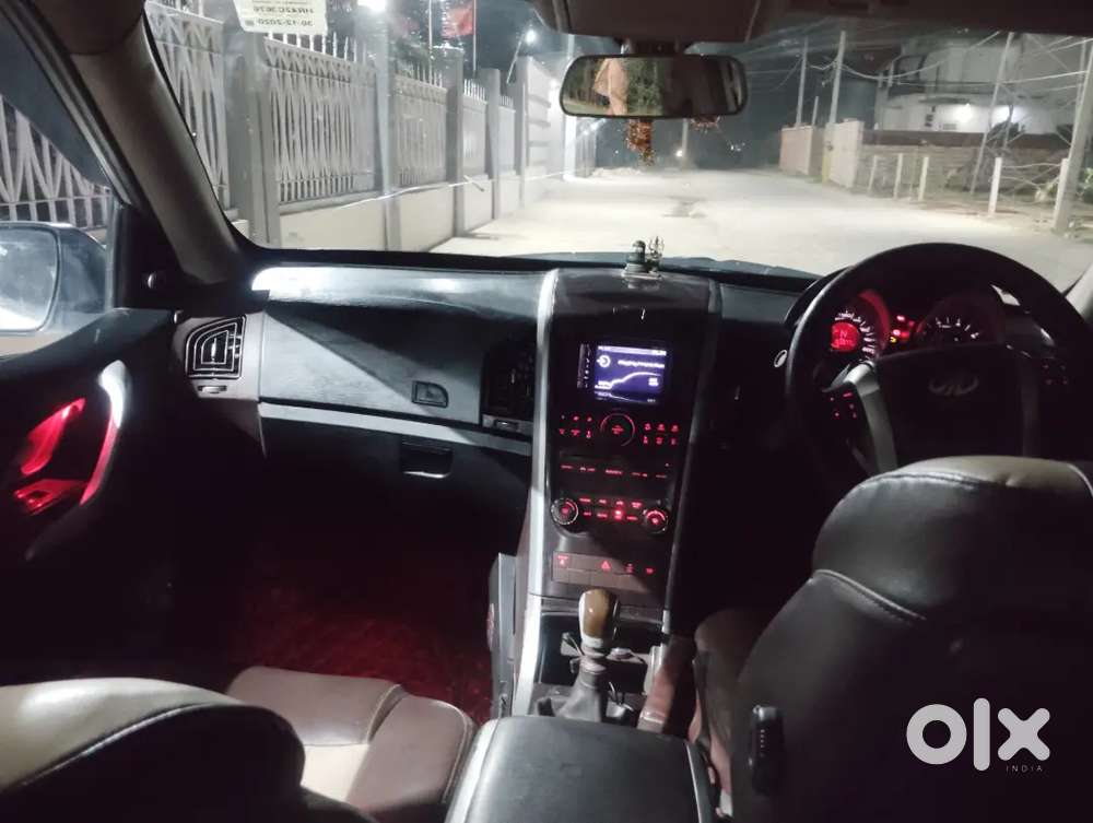 Mahindra Xuv500 2015