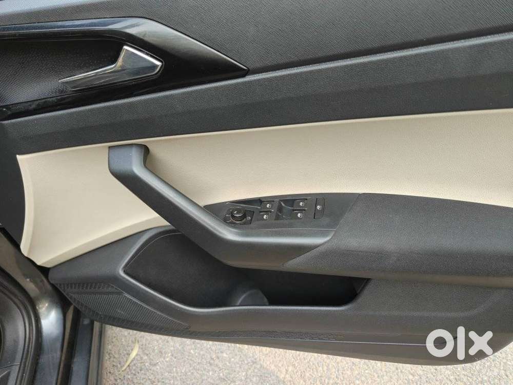 Skoda Slavia 1.0 Ambition Tsi At, 2022, Petrol