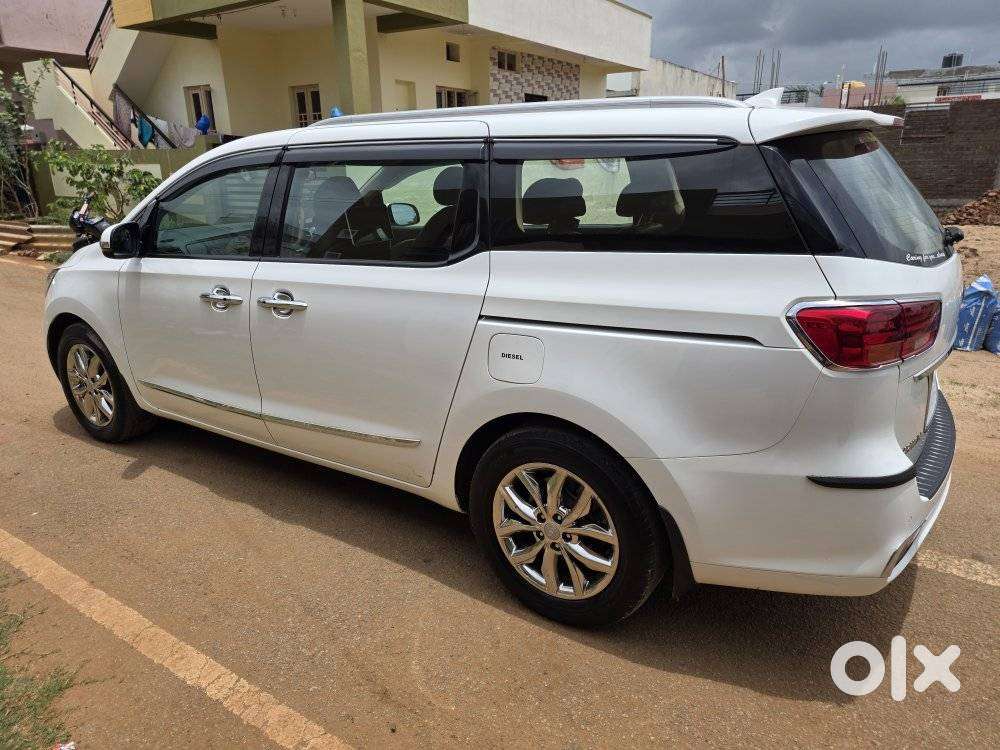 Kia Carnival Limousine Plus 7 Str, 2020, Diesel