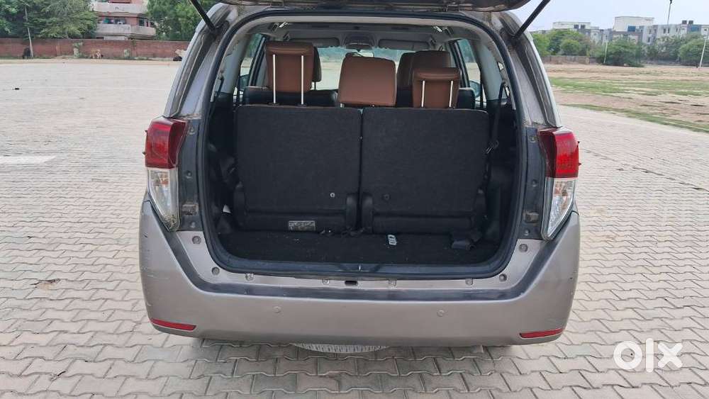 Toyota Innova Crysta 2.7 Zx At, 2016, Petrol