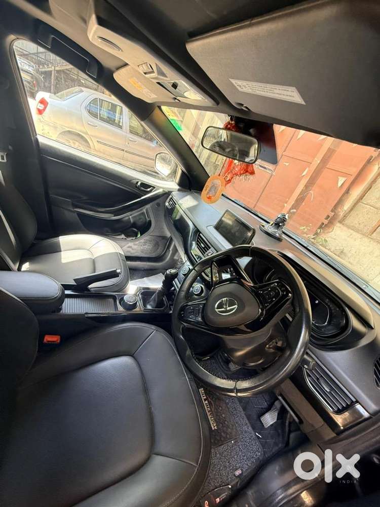 Tata Nexon Xz Plus (s) Diesel Dark Edition 2023