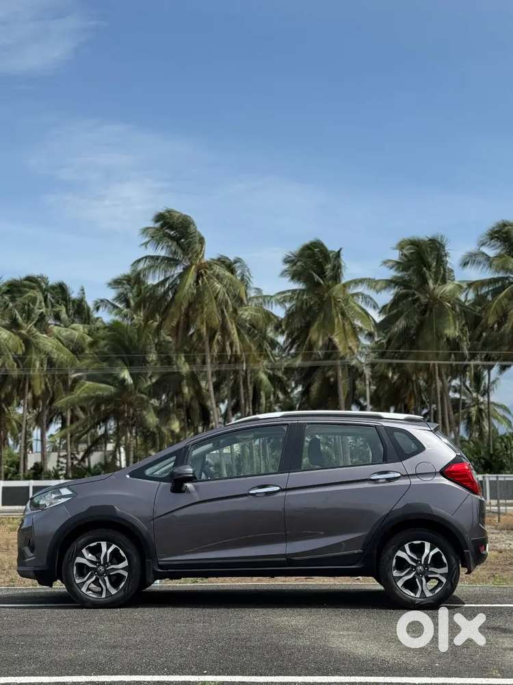 Honda Wr-v 2018 Petrol 15300 Km Driven