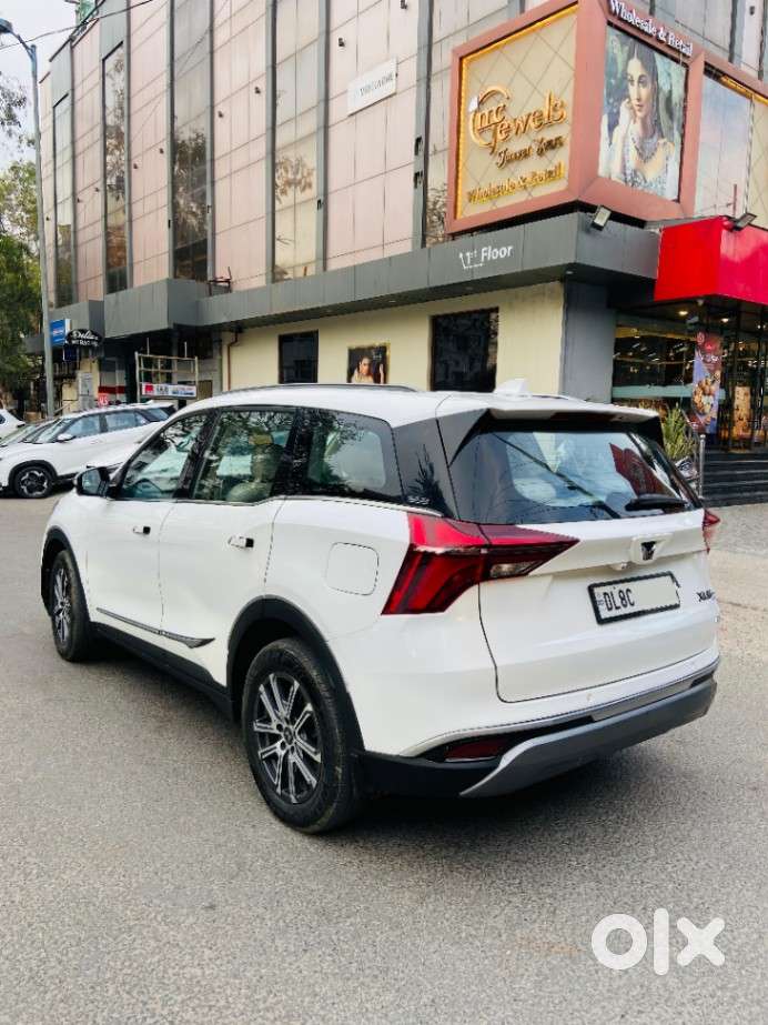 Mahindra Xuv700 2.2 Ax 7 Diesel Mt Luxury Pack Str, 2022, Diesel