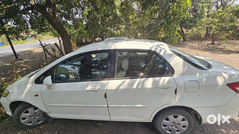 Honda City 2004 Petrol 185800 Km Driven