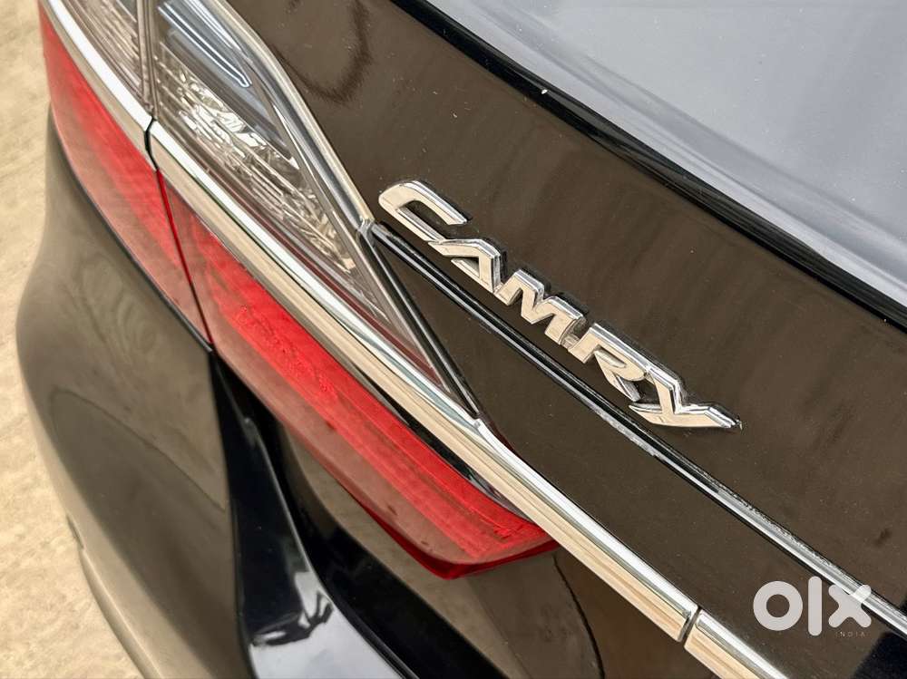 Toyota Camry Hybrid 2018 Mint Condition