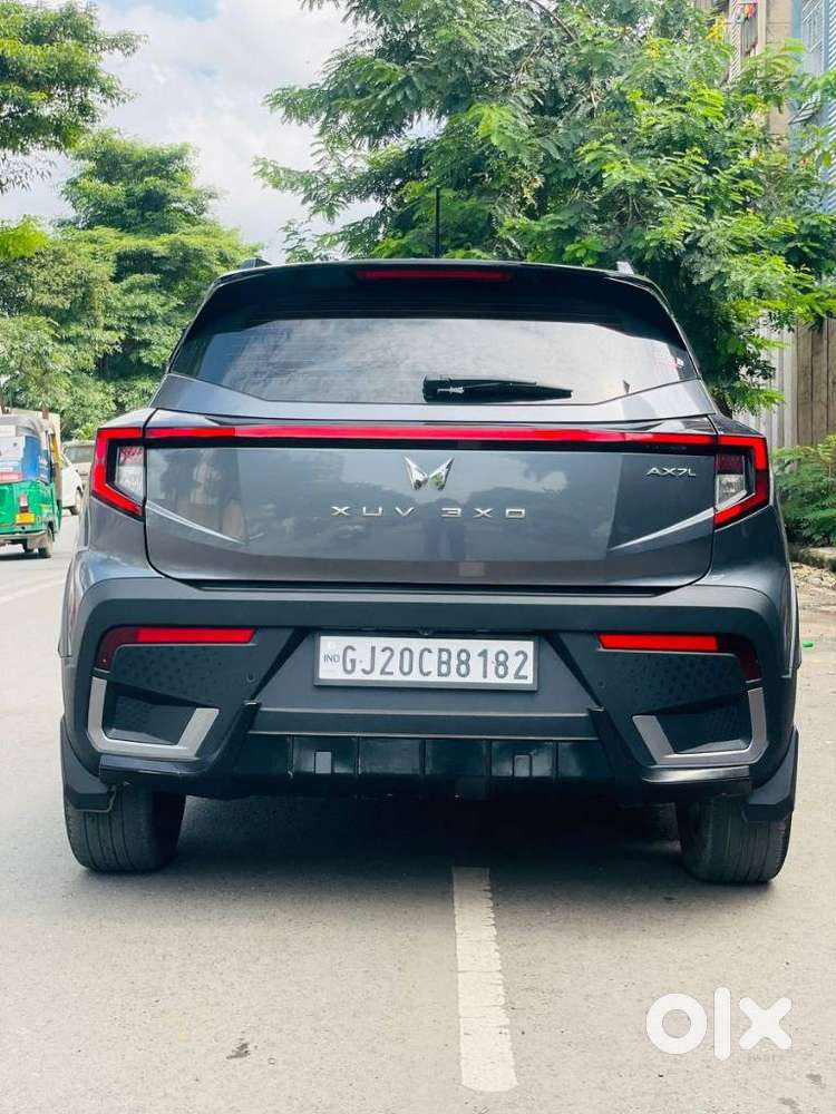 Mahindra Xuv 3xo Ax7 Diesel Mt, 2024, Diesel
