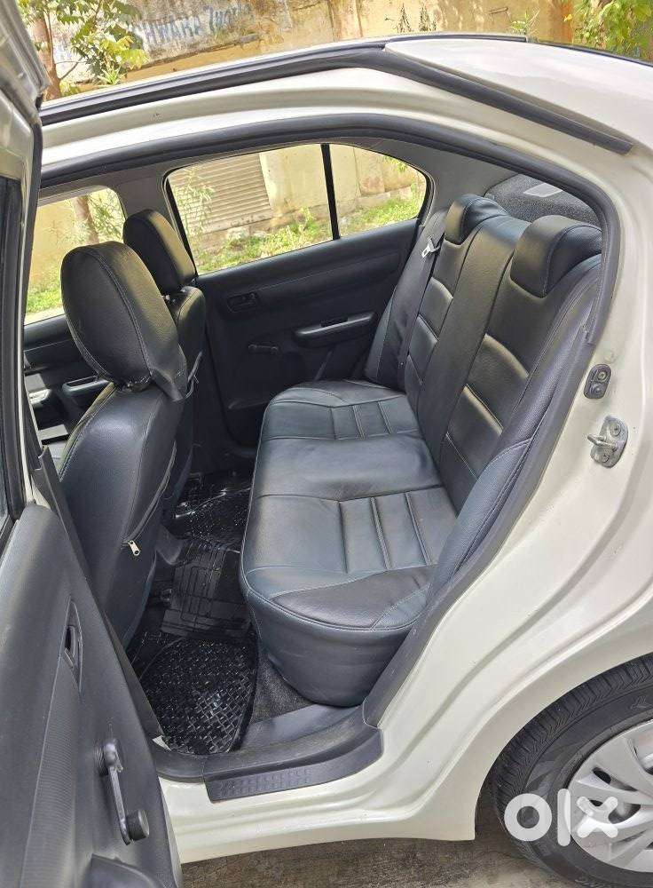 Maruti Suzuki Swift Dzire Ldi, 2012, Diesel