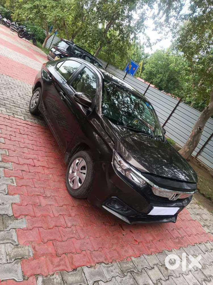 Honda Amaze 1.2 Petrol 2023 Army Officer Car