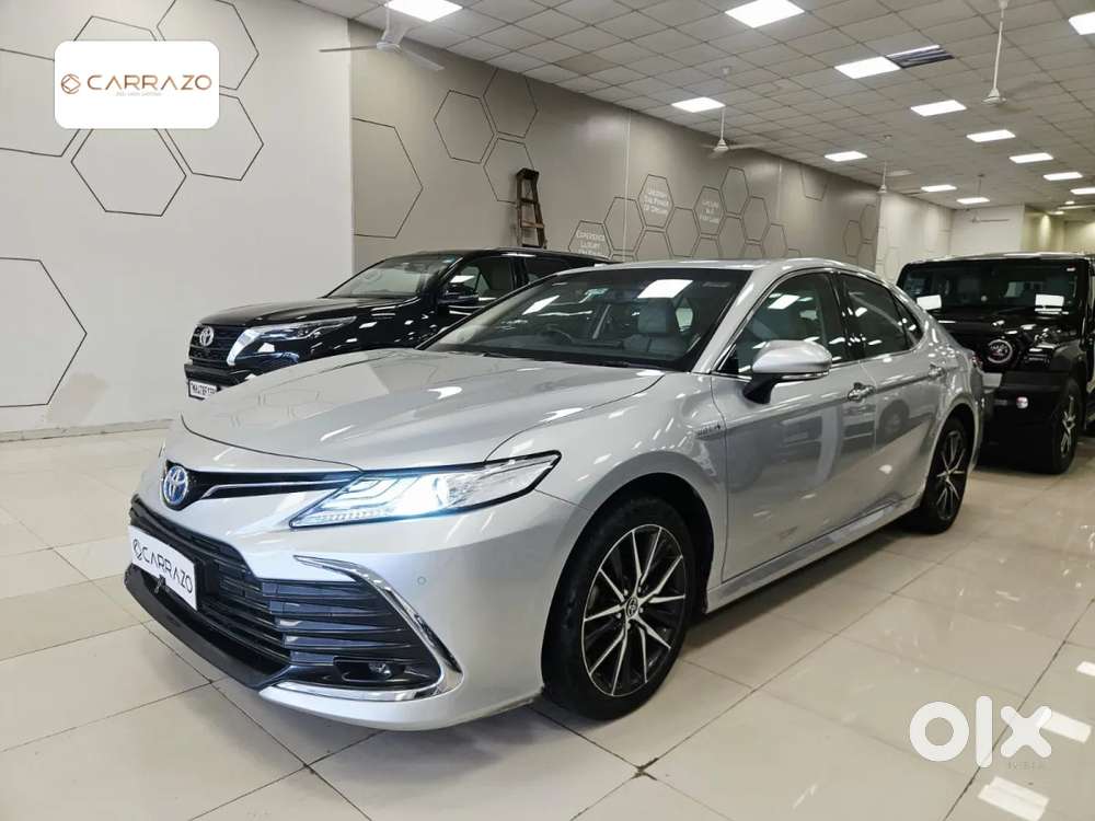 Toyota Camry Hybrid, 2022, Petrol