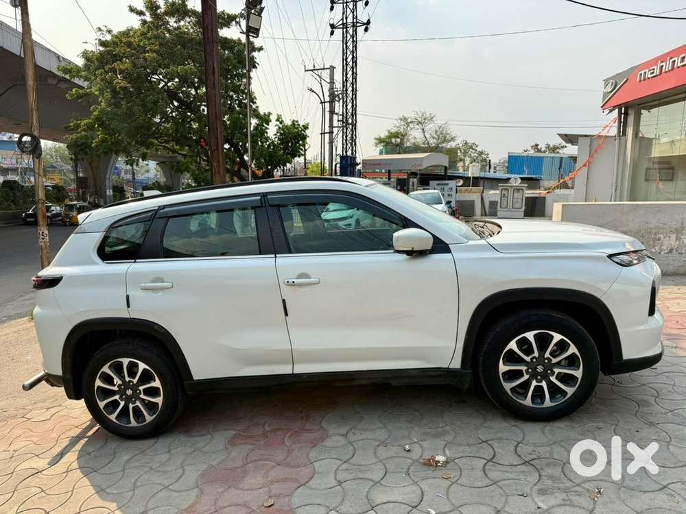 Maruti Suzuki Grand Vitara 2023 Petrol Well Maintained