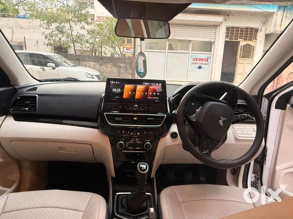 Mahindra Xuv 3xo 2024 Diesel Well Maintained