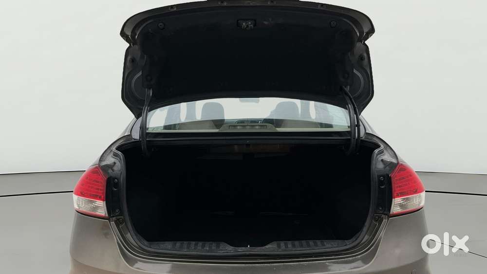 Maruti Suzuki Ciaz 1.5 Delta Shvs Mt, 2018, Petrol
