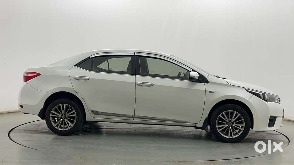 Toyota Corolla Altis 1.8 G, 2016, Petrol