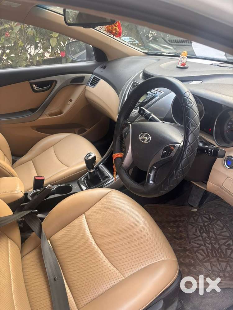 Hyundai Elantra 2012 Petrol Well Maintained