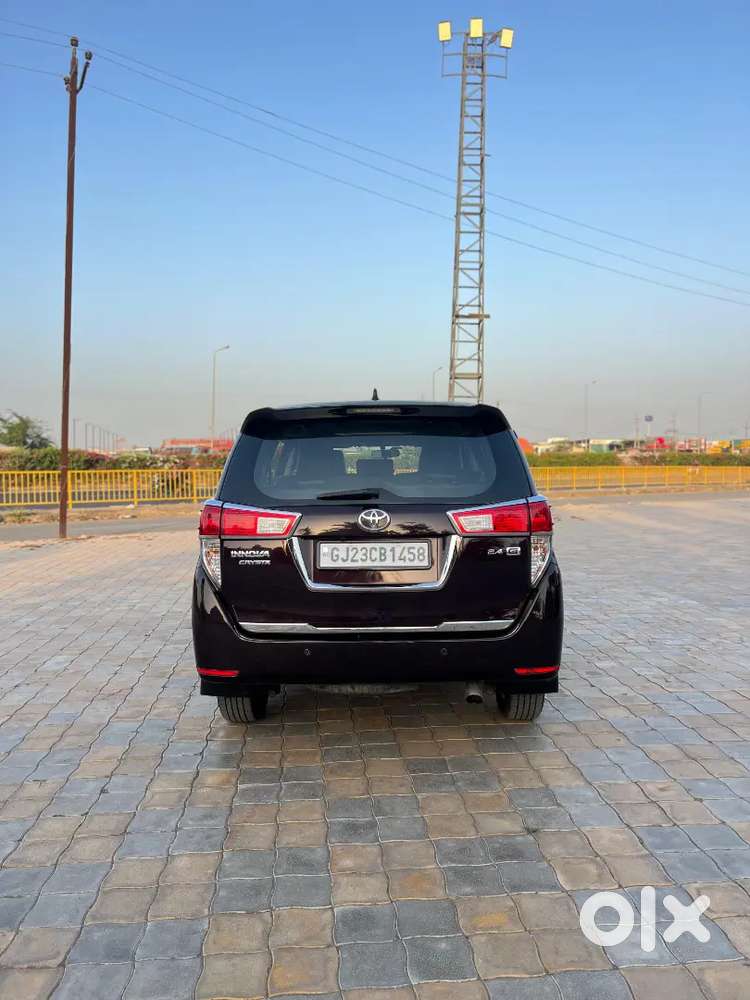 Toyota Innova Crysta 2019