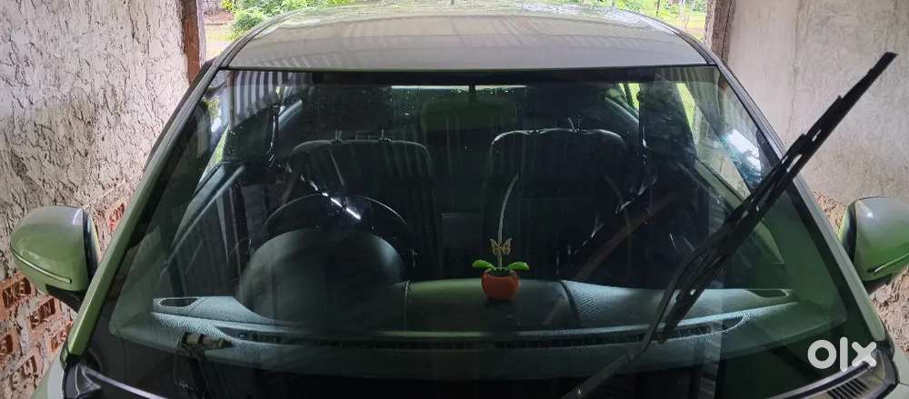 Maruti Suzuki Swift 2012 Petrol