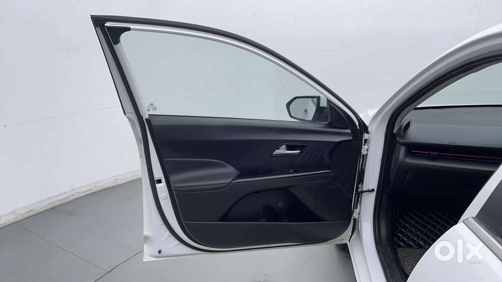 Hyundai Verna 1.5 Sx Turbo Petrol Mt, 2023, Petrol