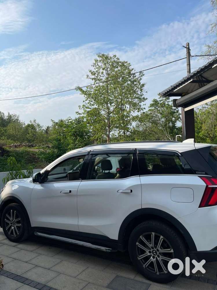 Mahindra Xuv700 2022 Diesel Well Maintained