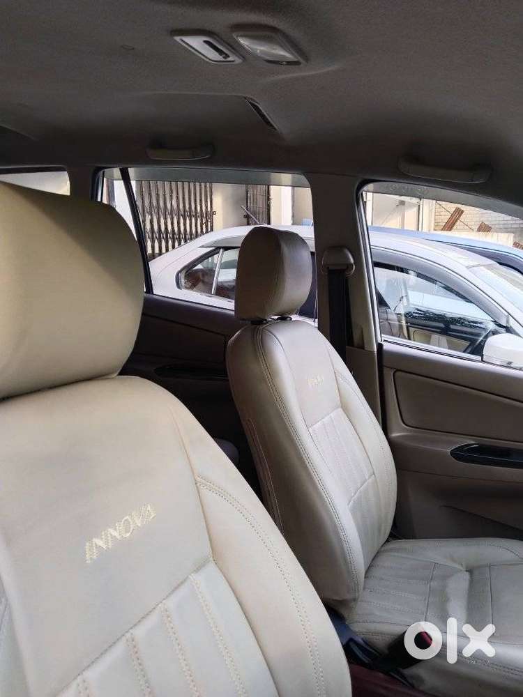 Toyota Innova 2.5 Z Diesel 7 Seater, 2016, Diesel