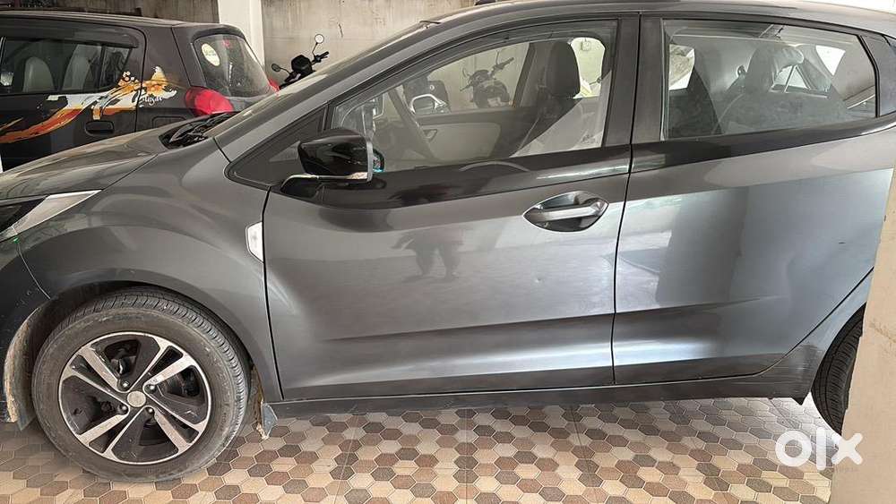 Tata Altroz 2022 Petrol Very Good Condition Only 22000 Driven