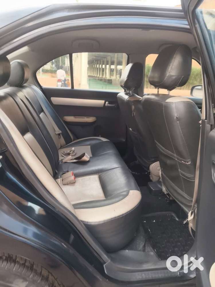 Maruti Suzuki Dzire 1.2 Zxi, 2010, Petrol