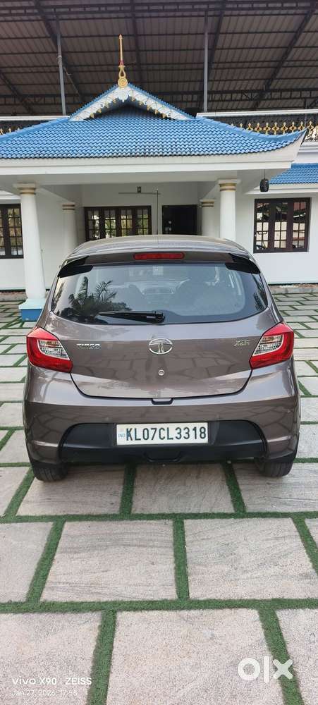 Tata Tiago 1.2 Revotron Xza, 2017, Petrol