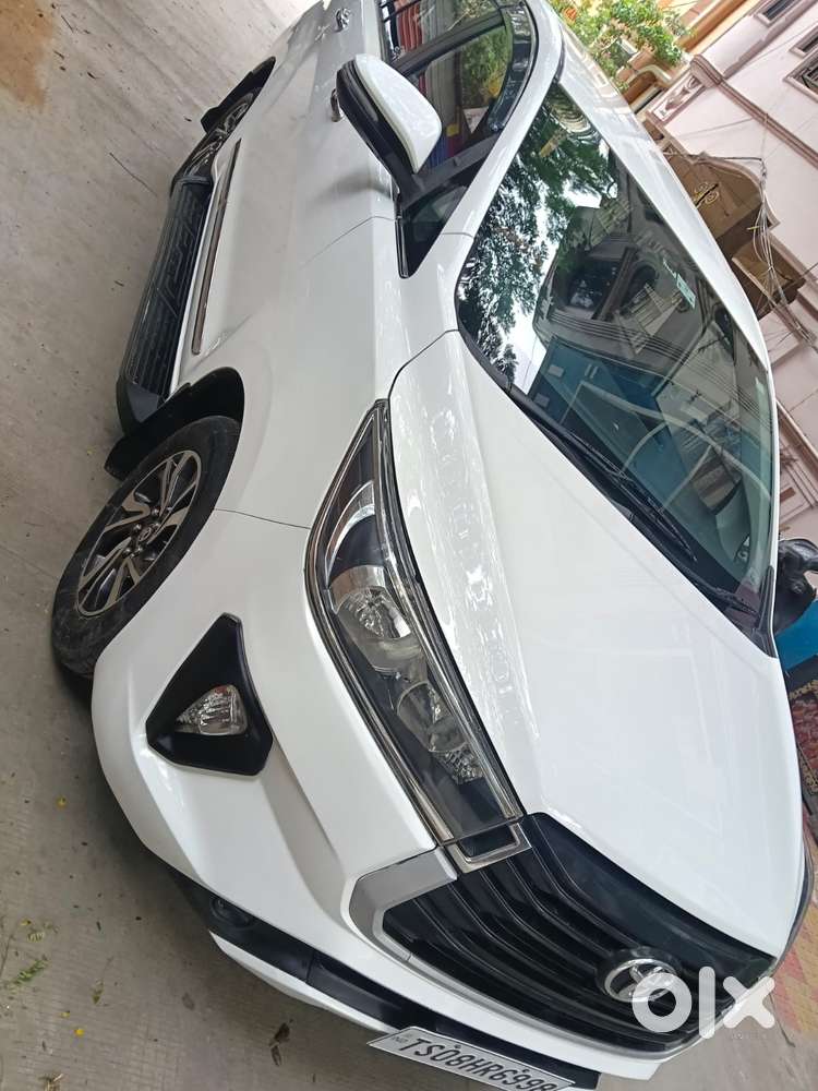 Toyota Innova Crysta 2.4 G Mt 8s, 2021, Diesel
