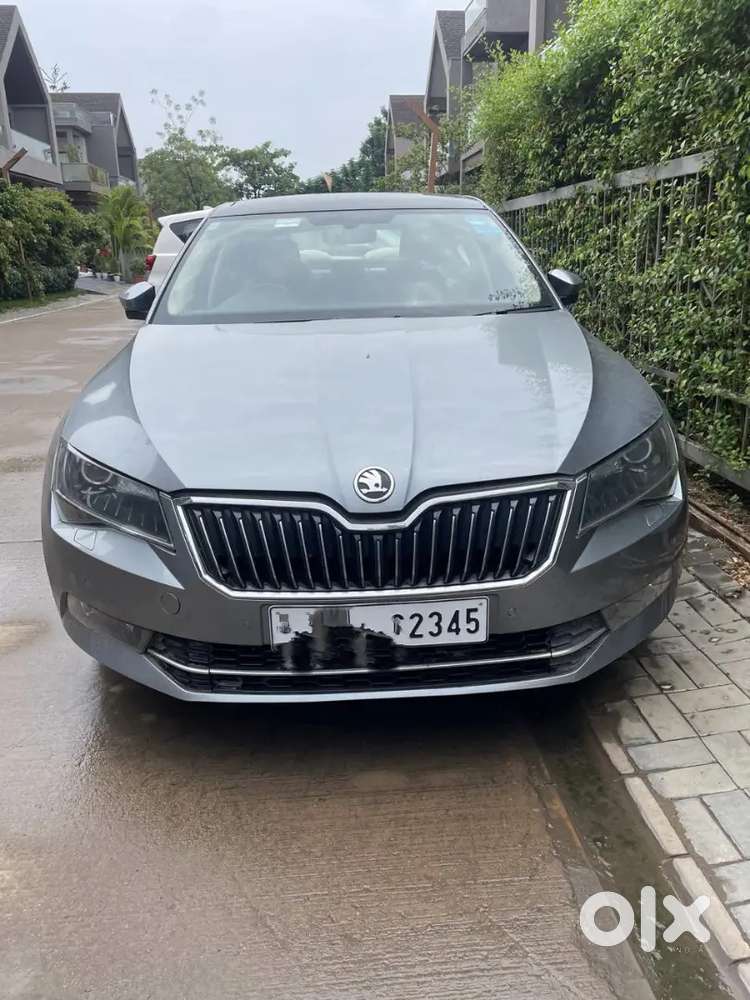 Skoda Superb 2018 Petrol Well Maintained