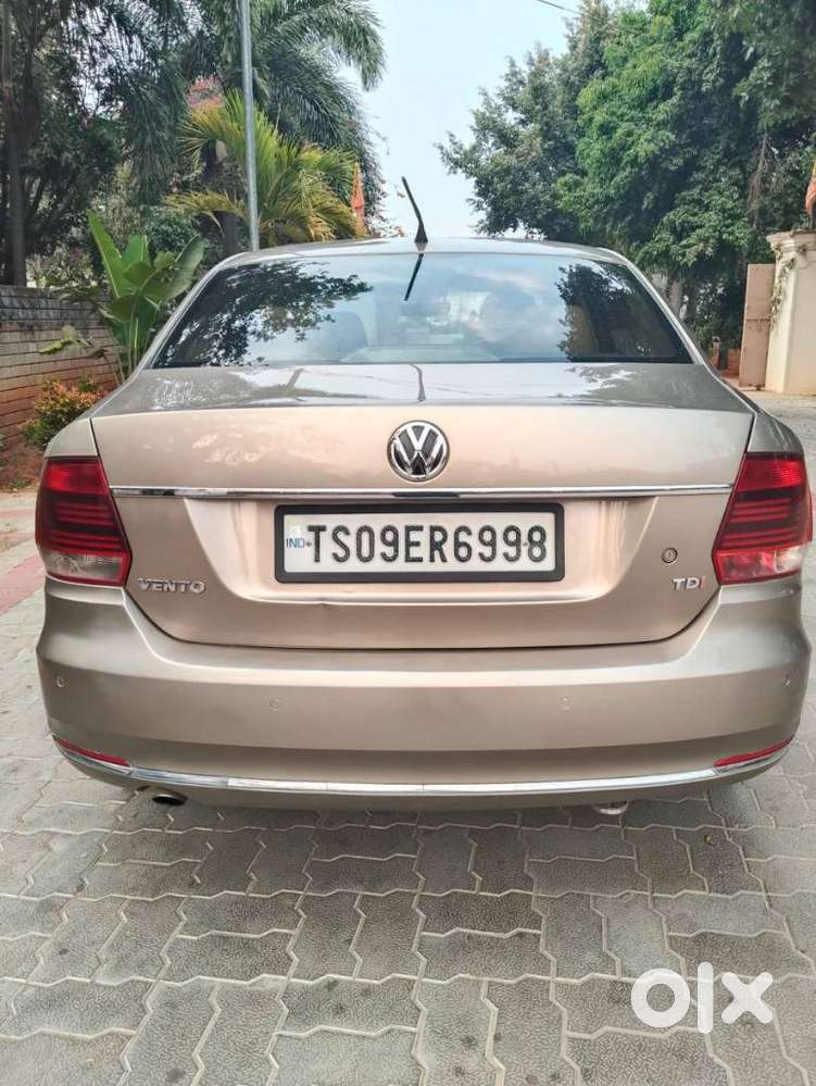 Volkswagen Vento 1.5 Highline Plus At 16 Alloy, 2017, Diesel