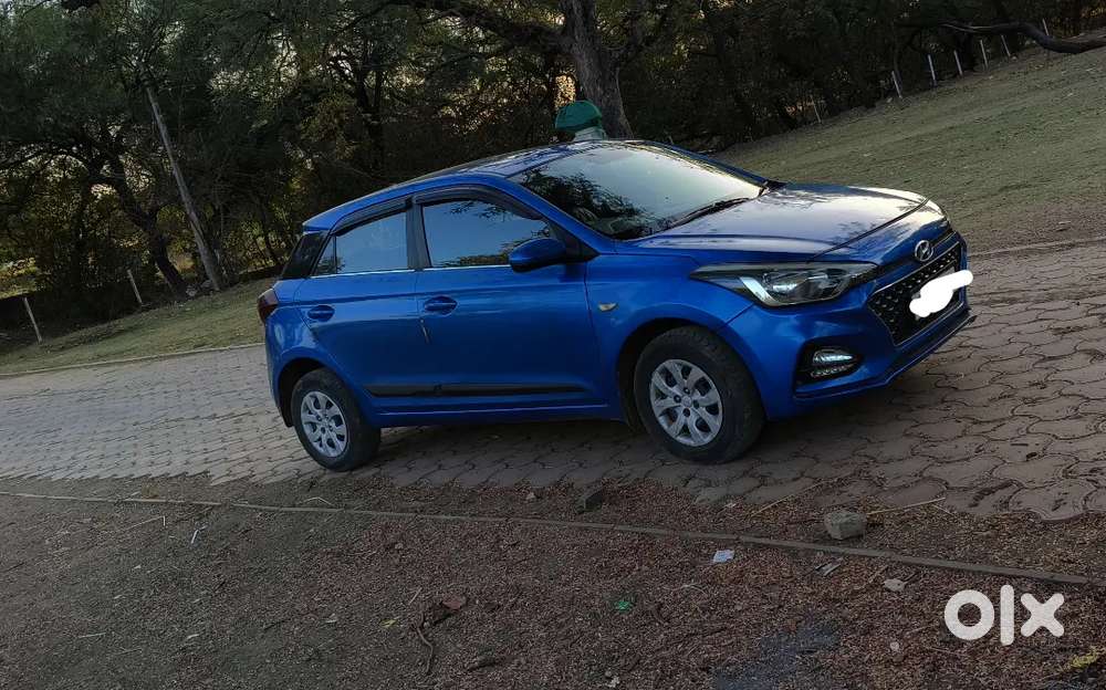 Top Condition Me He Kadak Gadi He