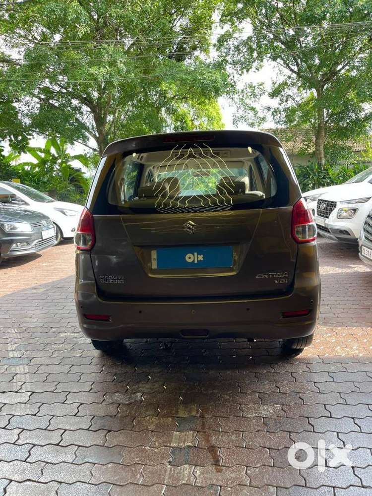 Maruti Suzuki Ertiga Vdi Shvs, 2015, Diesel