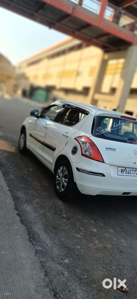 Maruti Suzuki Swift Vxi Optional, 2017, Petrol