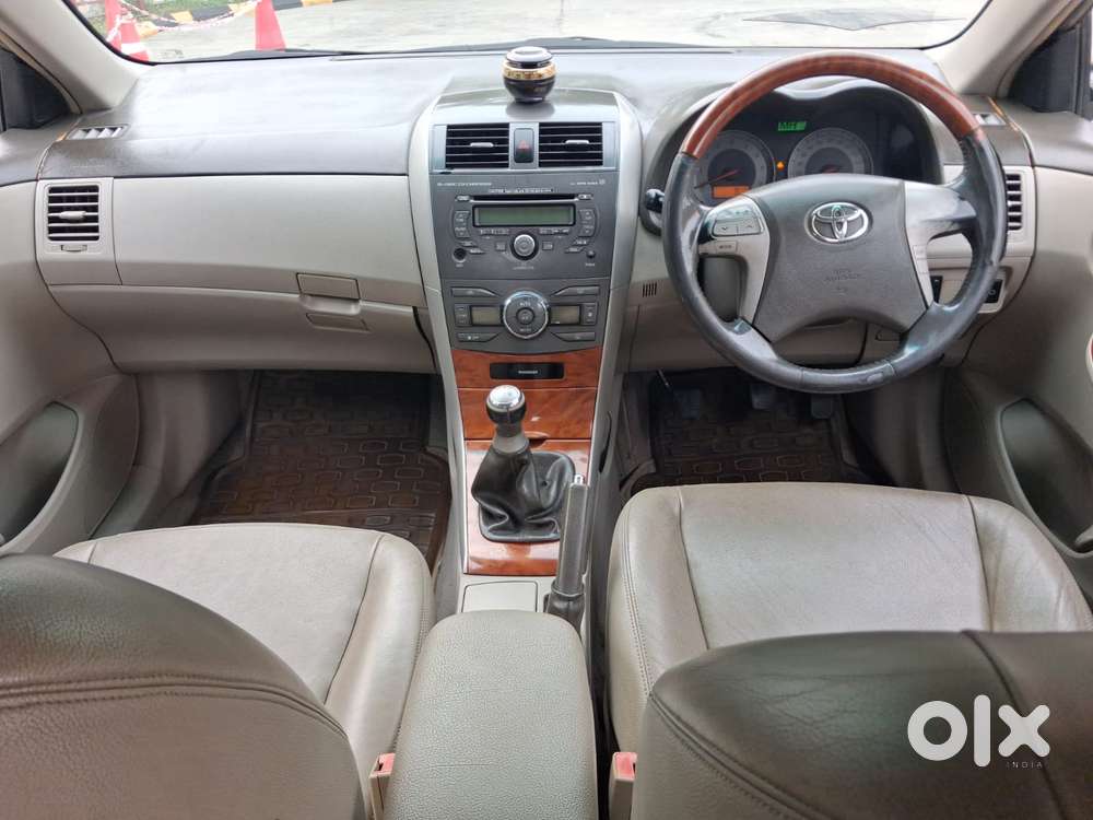 Toyota Corolla Altis G, 2010, Petrol
